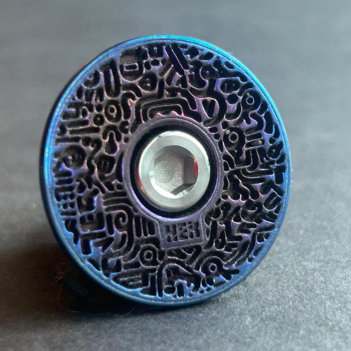 TOP CAP - SQUIGGLES - TITANIUM - BLUE PURPLE