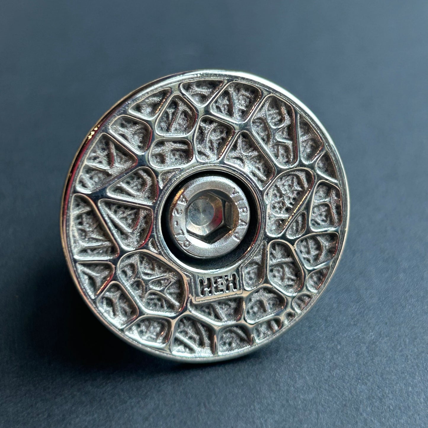 VENOM STAINLESS STEEL TOP CAP