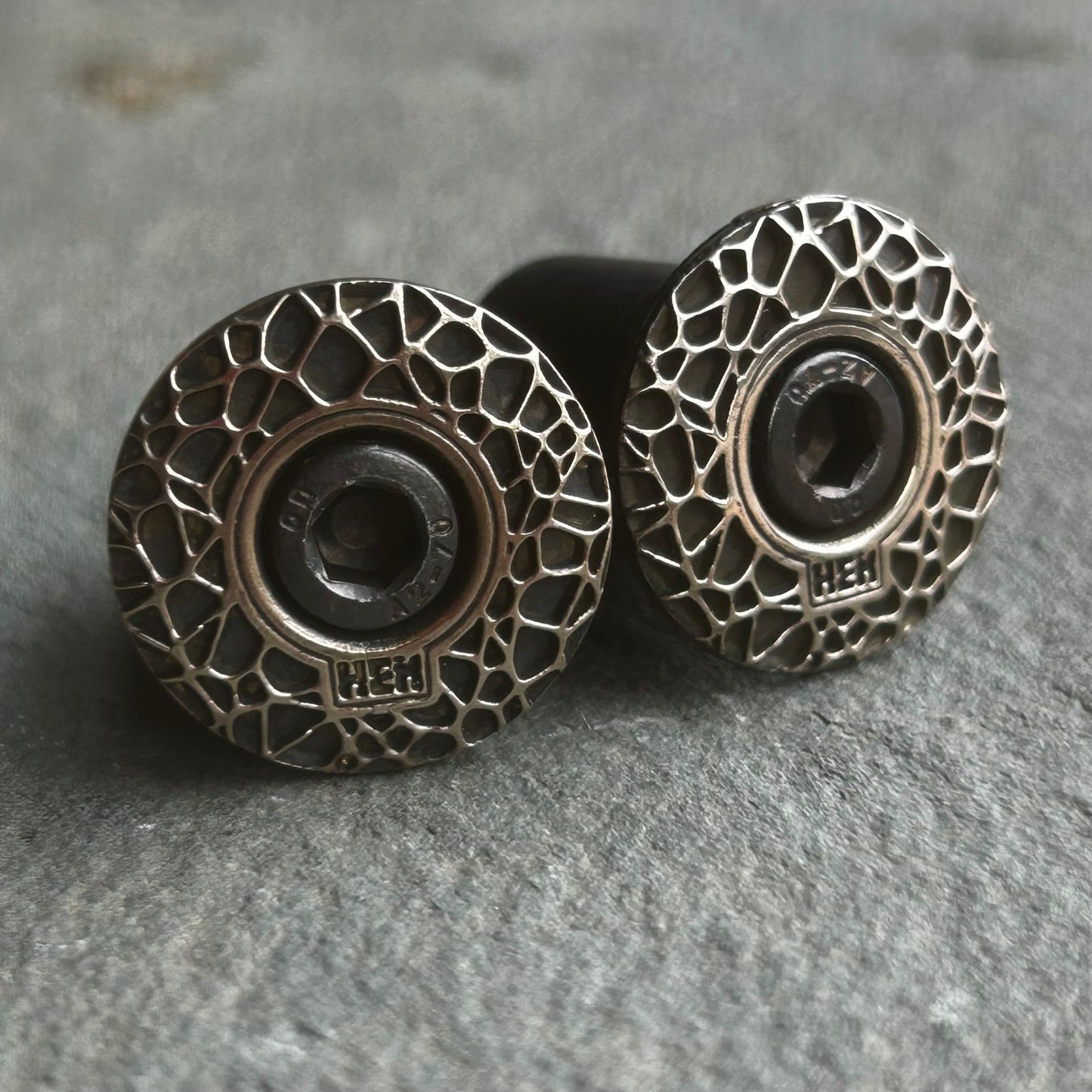 BAR ENDS - VORNOI - PATINA - BRASS