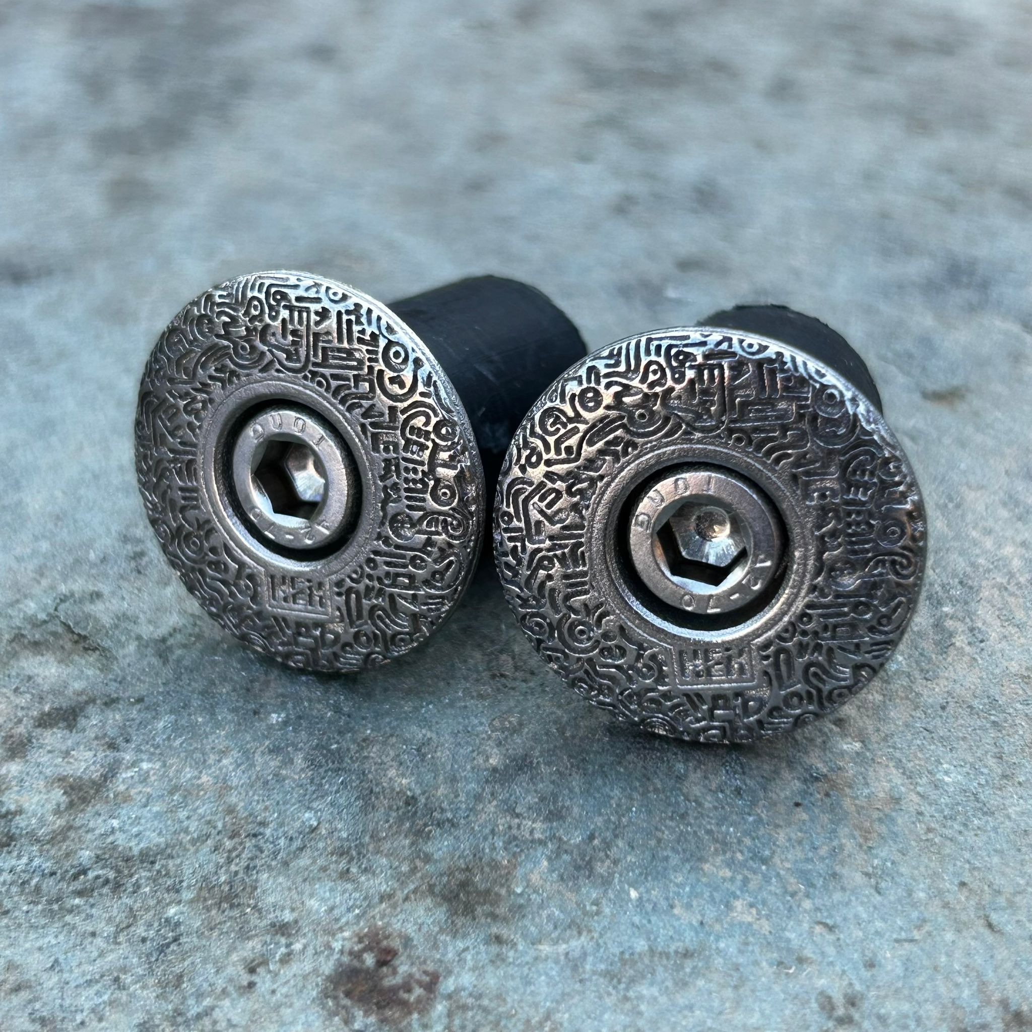 BAR ENDS - SQUIGGLES - STAINLESS STEEL – HEX COMPONENTS