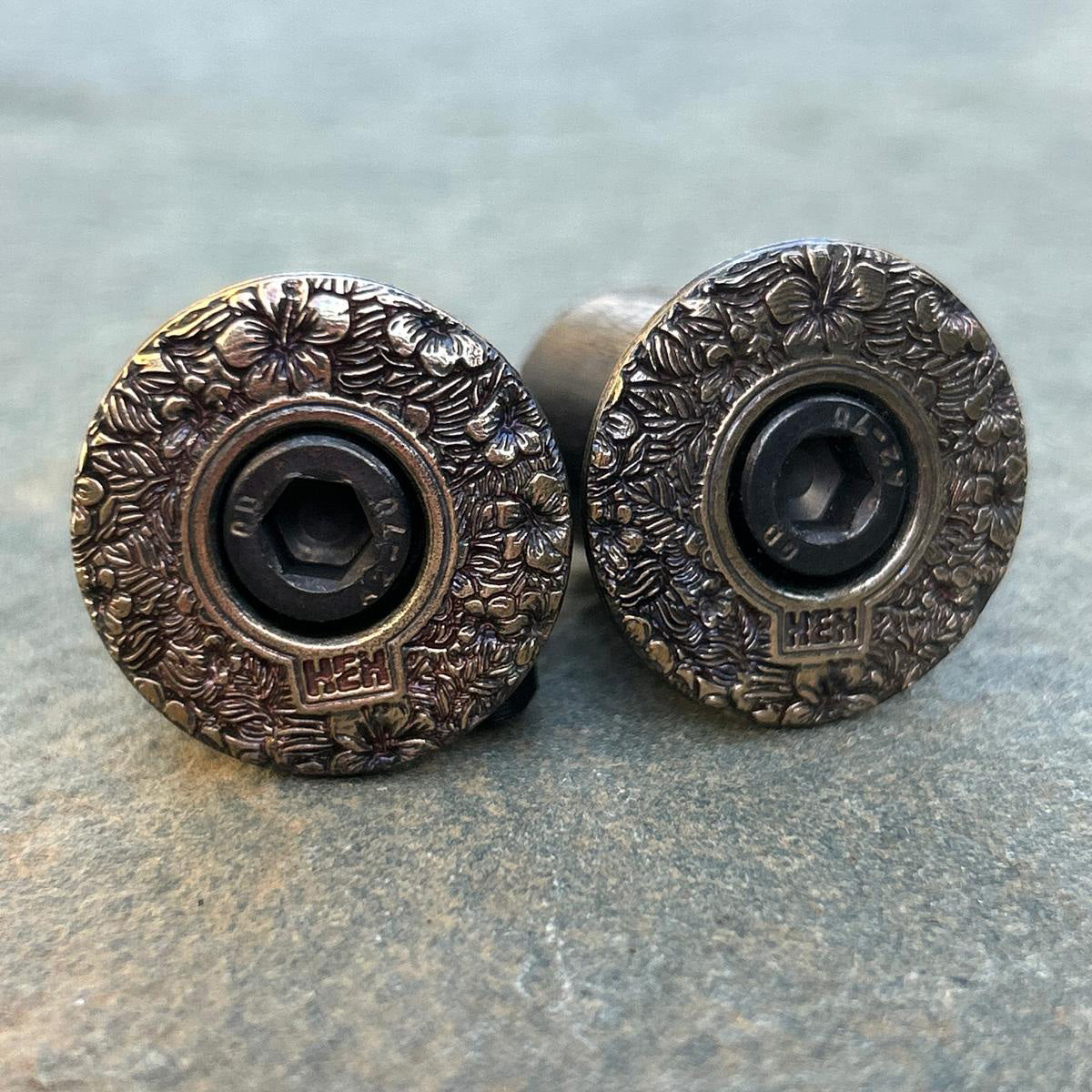 BAR ENDS - HIBISCUS PATINA - BRASS