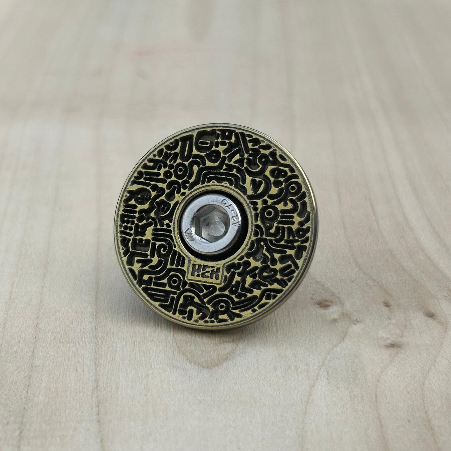 TITANIUM TOP CAP - SQUIGGLE PATTERN - GOLD