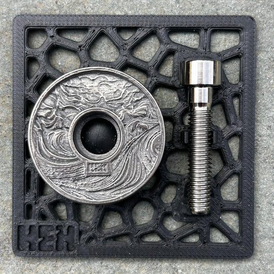 TOP CAP -MYSTIC MOUNTAIN - TITANIUM - NATURAL